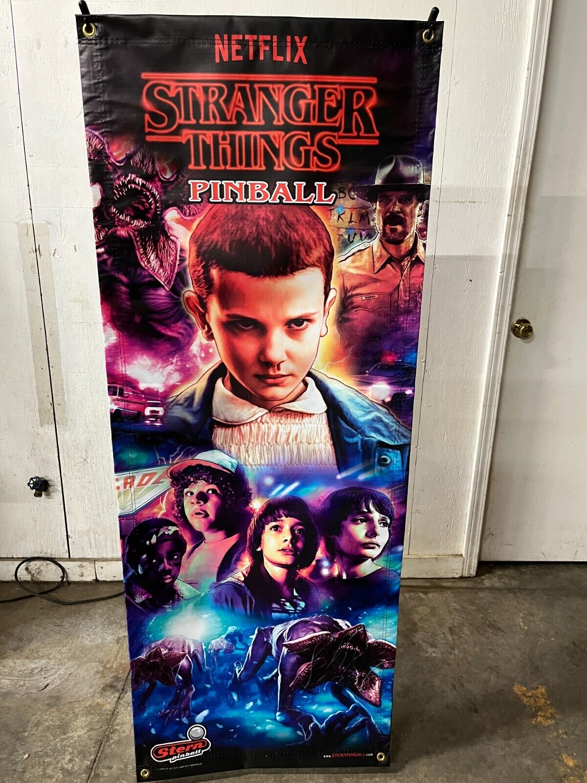 Stern Stranger Things Pinball Machine Banner 24' X 62'